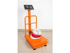 Báscula Truper de plataforma plegable máx 200 Kg 150 hrs Naranja - 7