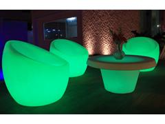 Sillón Tramontina Oca Lumiére en Polietileno con Lámpara Led - 2