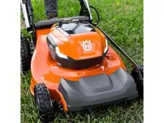 CORTADOR DE GRAMA LE322R - 5