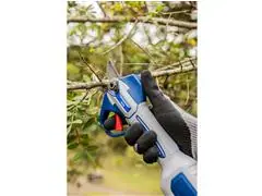 Tesoura de Poda 16V 25mm Kit 2Bat + Maleta - 4